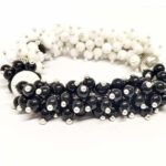 Yin and Yang, Luxury Handmade Bracelet, 4 mm Beads - Image 8
