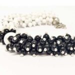 Yin and Yang, Luxury Handmade Bracelet, 4 mm Beads - Image 3