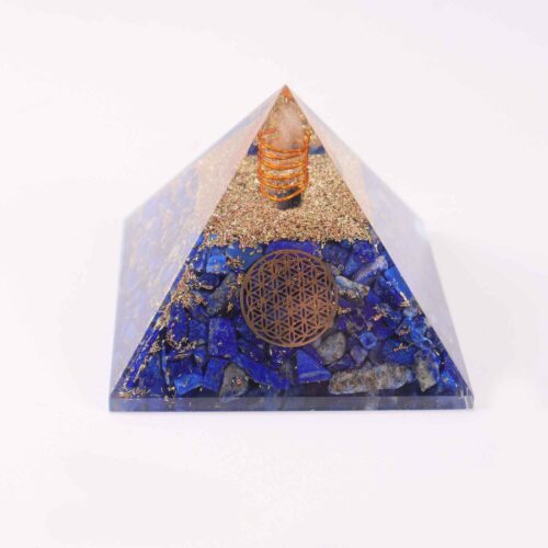 Protective Orgonite Pyramid with Lapis Lazuli (Lazurite) - Image 3