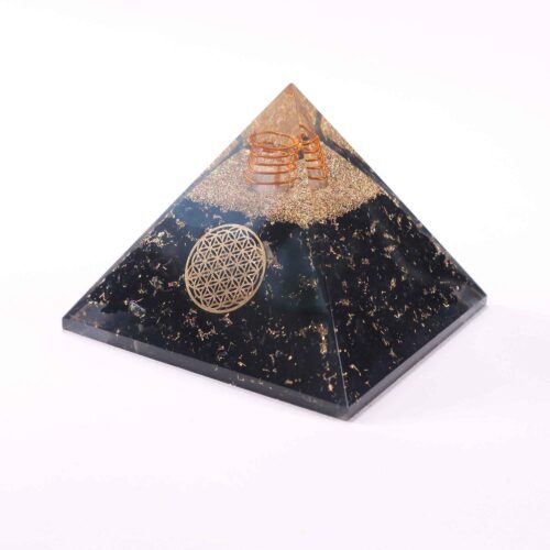 Protective Orgonite Pyramid with Black Tourmaline - Image 4