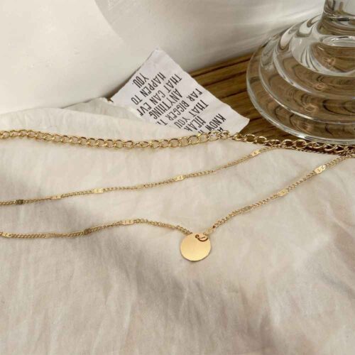 Elegant Three-Layer Gold-Tone Necklace for Modern Women - Image 4