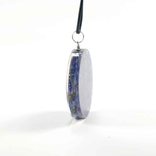 Orgonite Pendant with Yin and Yang and Lapis Lazuli - Image 5
