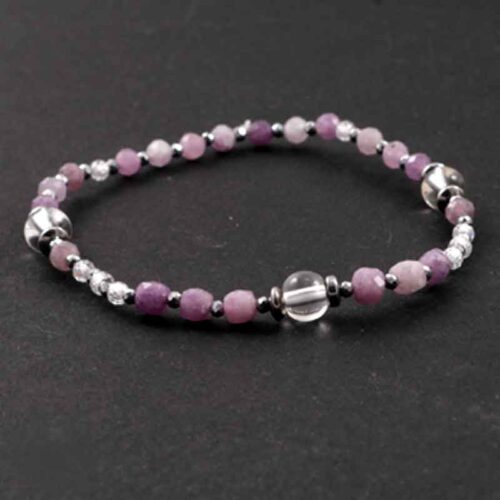 Silent Clarity – Bracelet with Lepidolite, Clear Quartz, White Cubic Zirconia and Hematite - Image 3